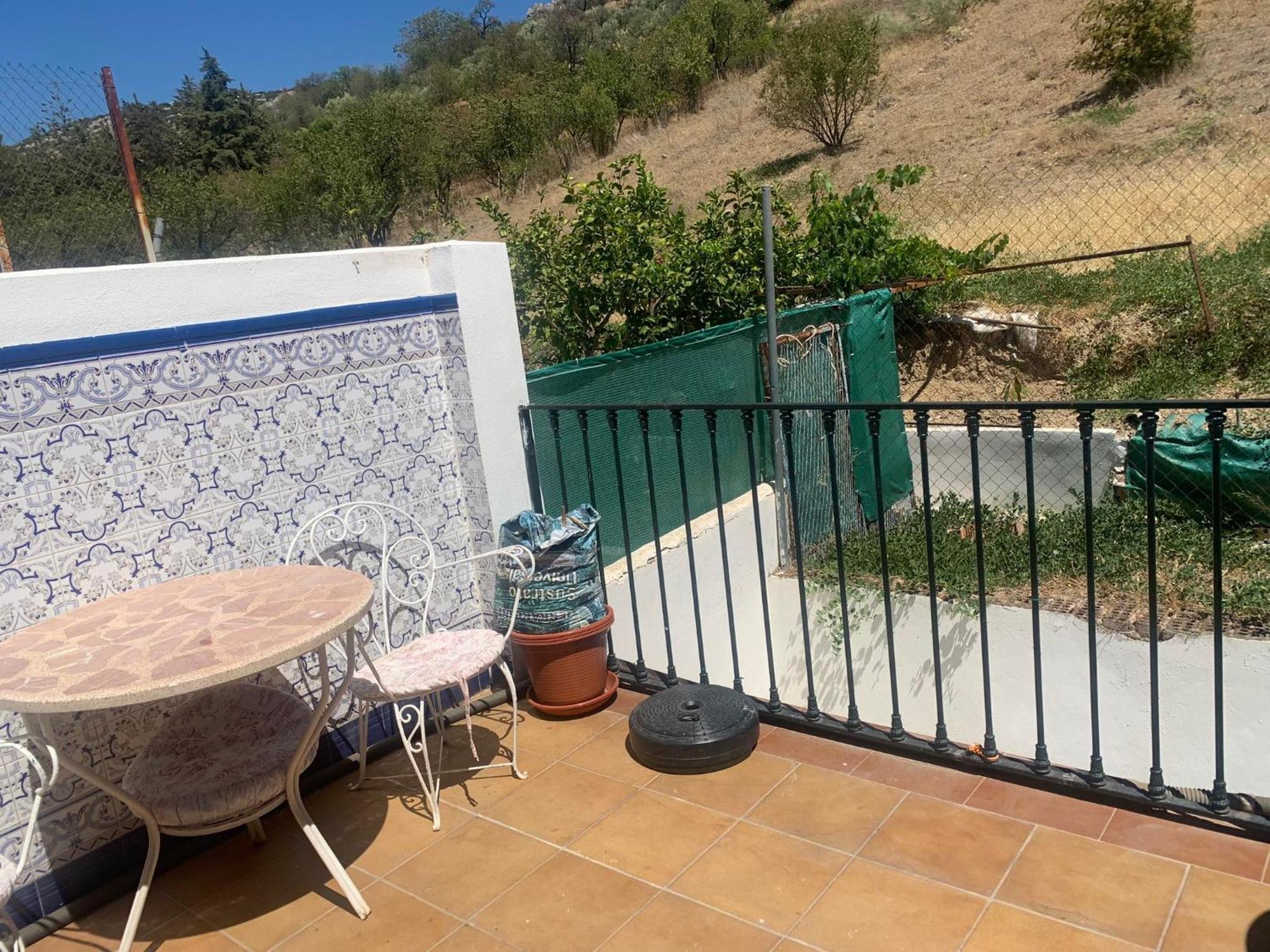 Casa En Zuheros 4 A 5 Personas Номер фото